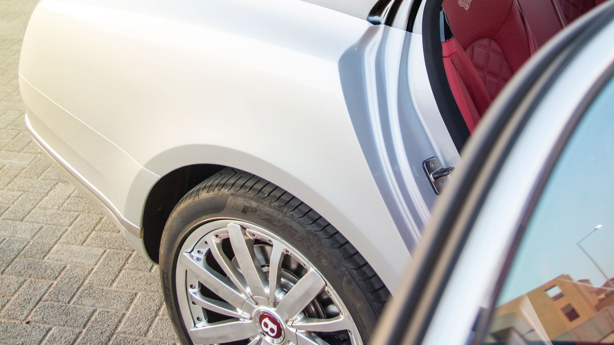 Bentley Mulsanne - Silver Gloss wrap - img 2