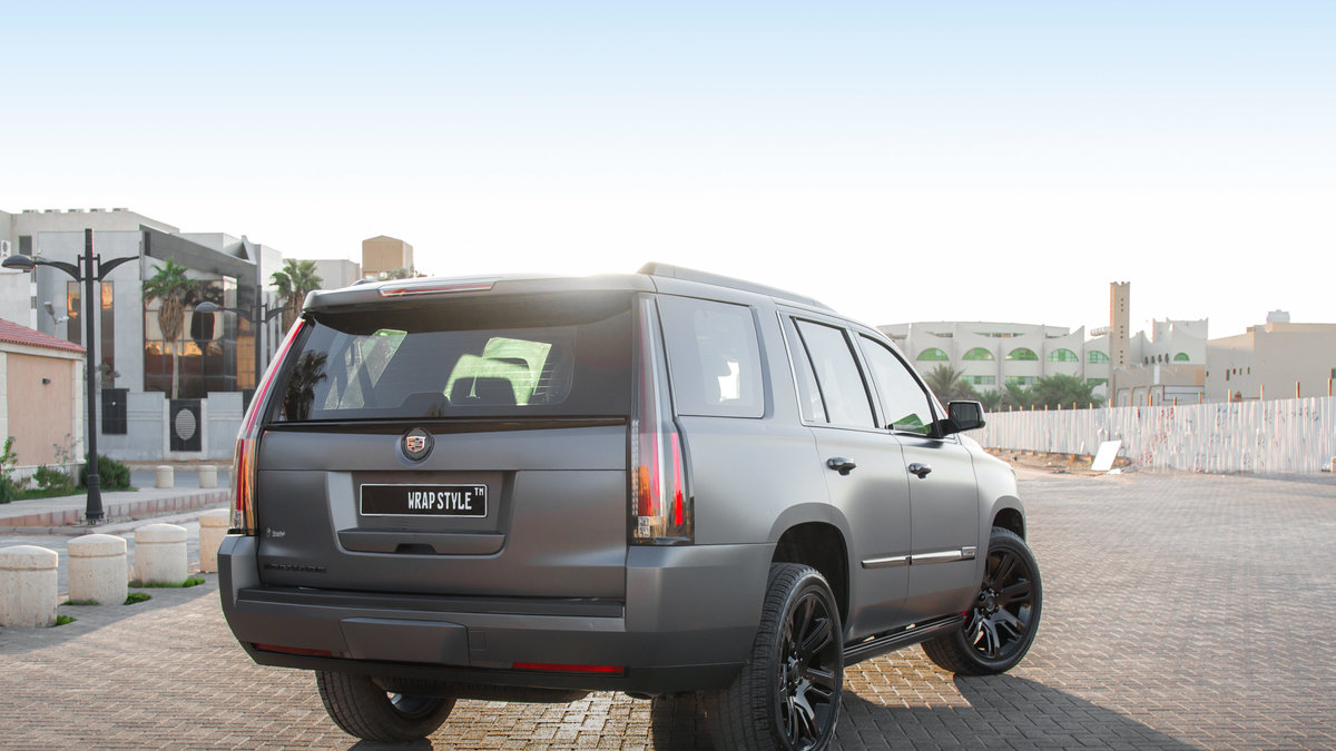 Cadillac Escalade  - Grey Matt wrap - img 2
