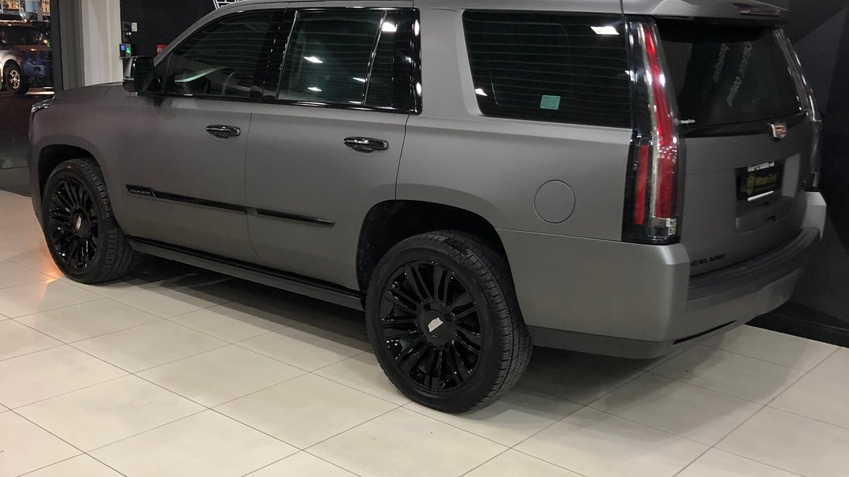 Cadillac Escalade - Grey Matt wrap - img 3