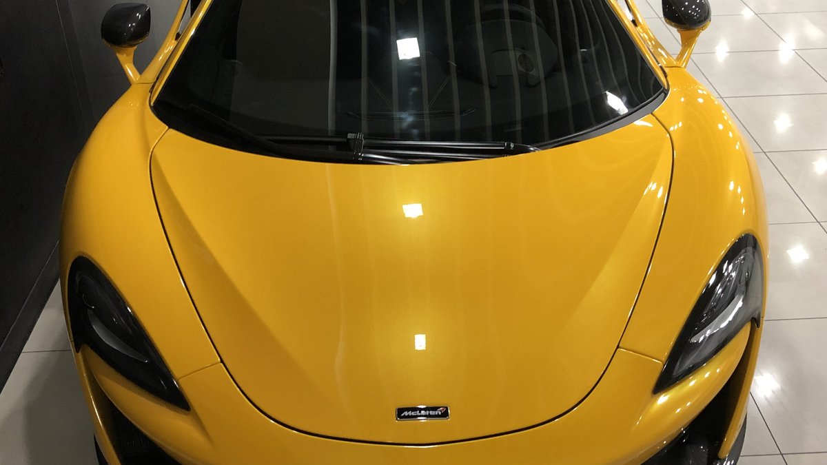 McLaren 570 GT - Yellow Gloss wrap - img 3