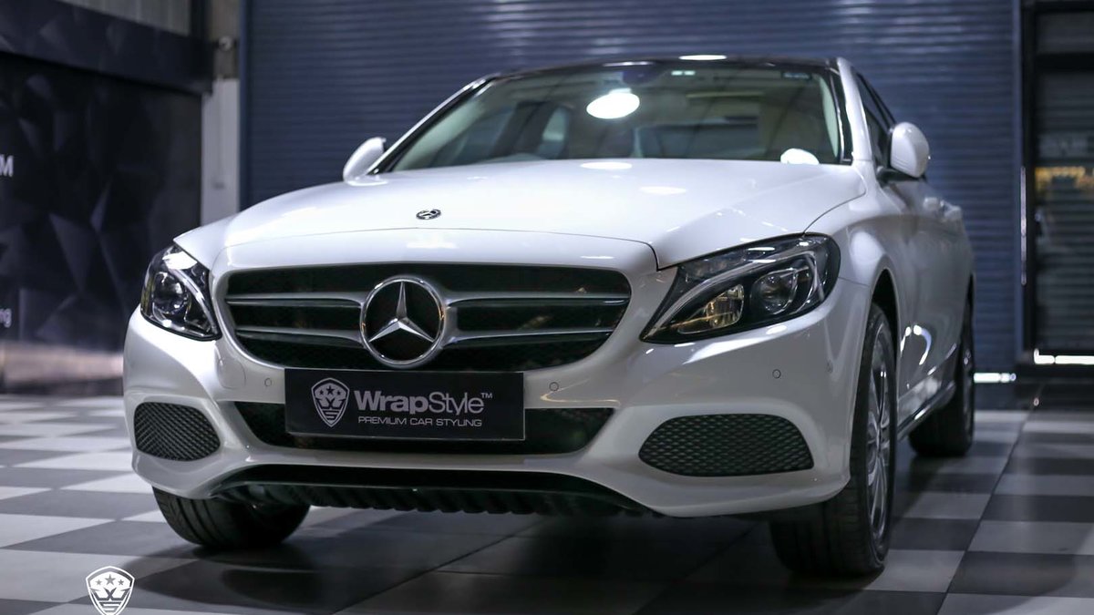 Mercedes C220d  - White Gloss wrap - cover