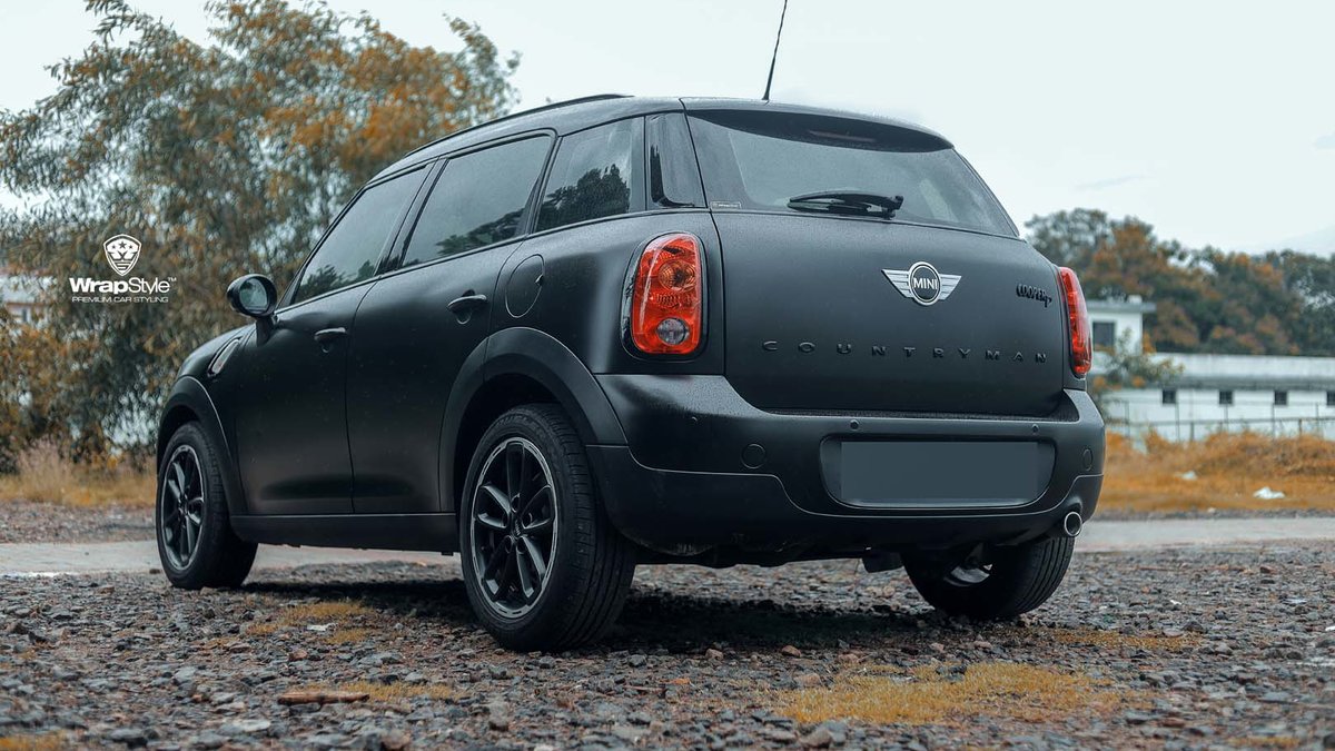 Mini Countryman - Black Satin wrap - img 3