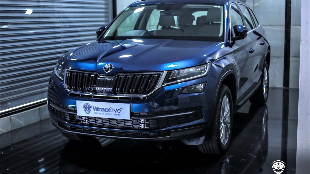 Skoda Kodiaq - Blue Gloss wrap - cover