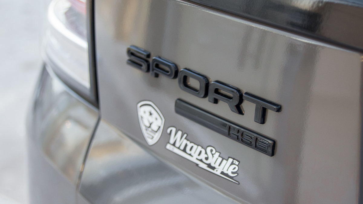 Range Rover Sport HSE - Grey Gloss wrap - img 2
