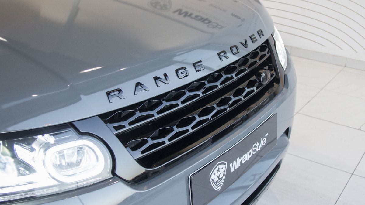 Range Rover Sport HSE - Grey Gloss wrap - img 3