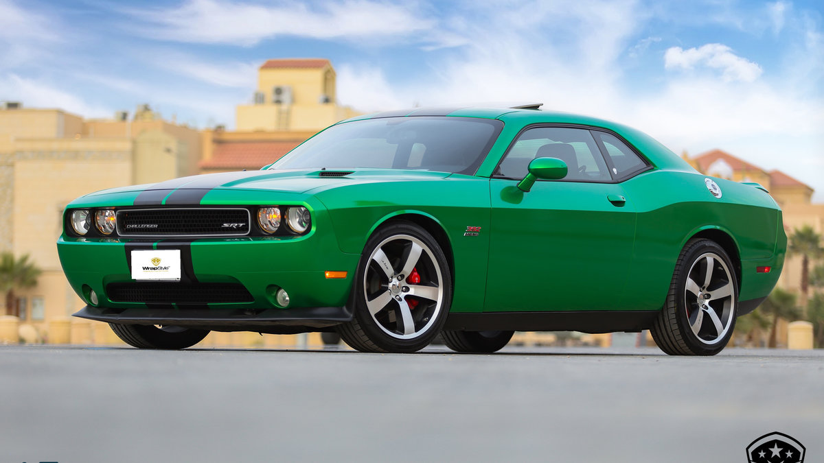 Dodge Challenger - Green Metallic wrap - cover