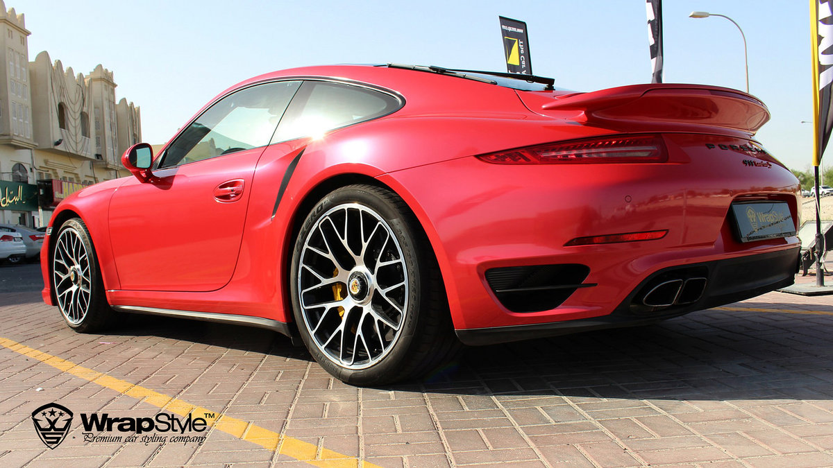 Porsche 911 Turbo - Red Gloss wrap - img 1