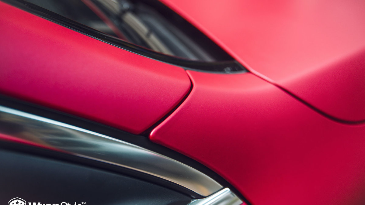 Mercedes-Benz GLC 300 - Red Matt Metallic - img 1