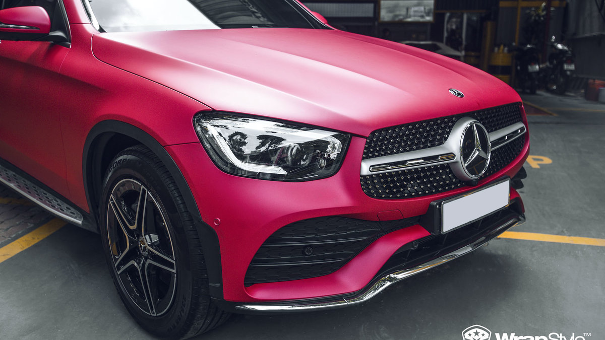 Mercedes-Benz GLC 300 - Red Matt Metallic - img 5