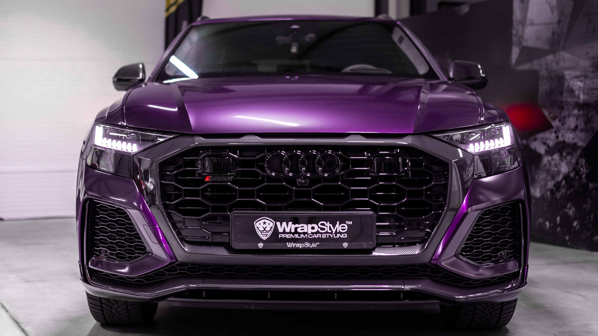 Audi RS Q8 - Purple Black Iridescent - img 1