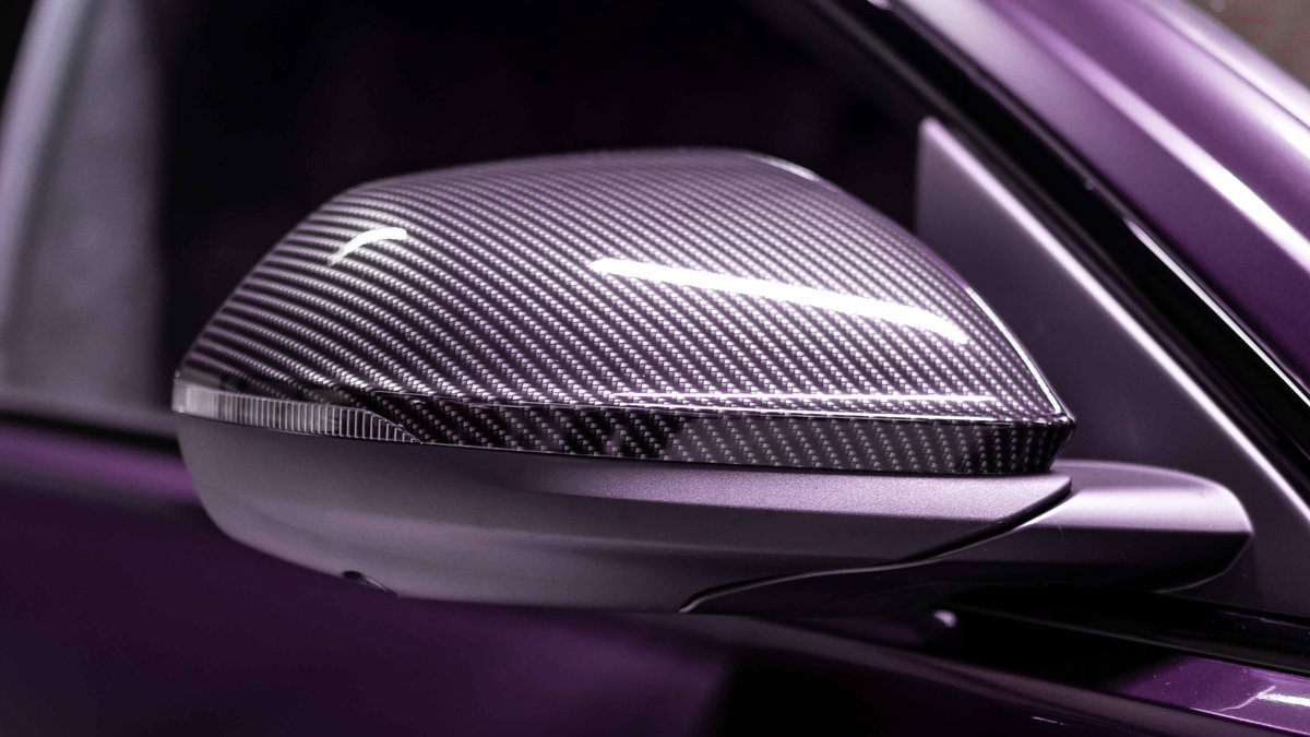Audi RS Q8 - Purple Black Iridescent - img 2