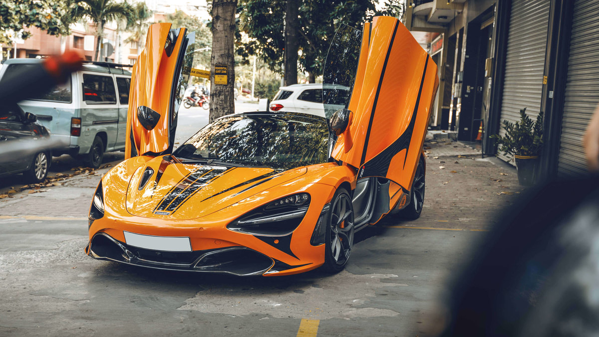McLaren 720S - Stripes Wrap - cover