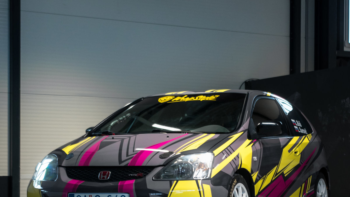 Honda Civic - Definite Winner - img 1