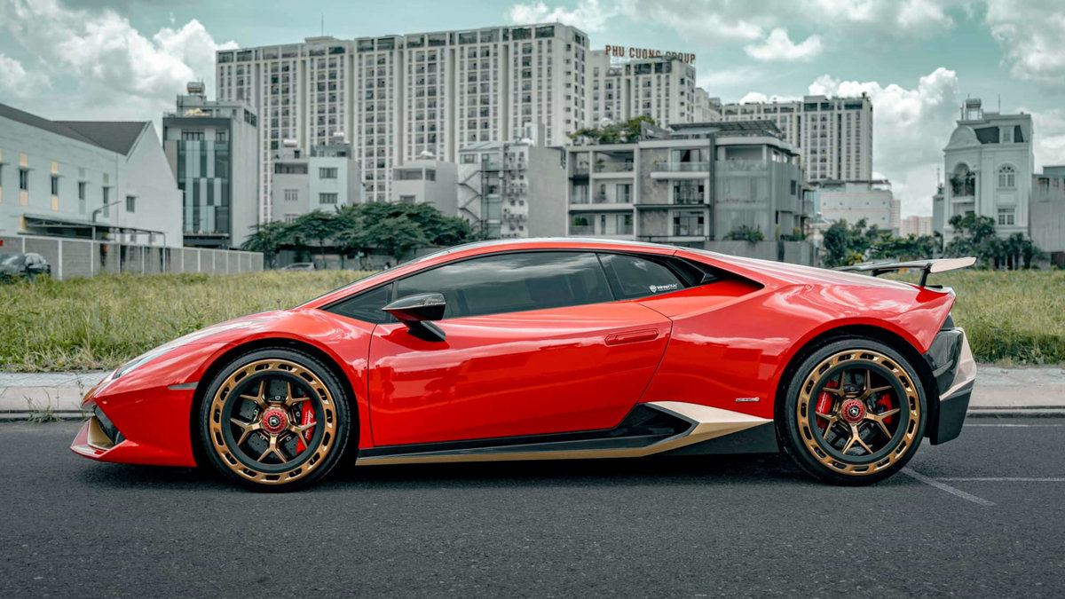 Lamborghini Huracan - Bronze Wrap - img 1
