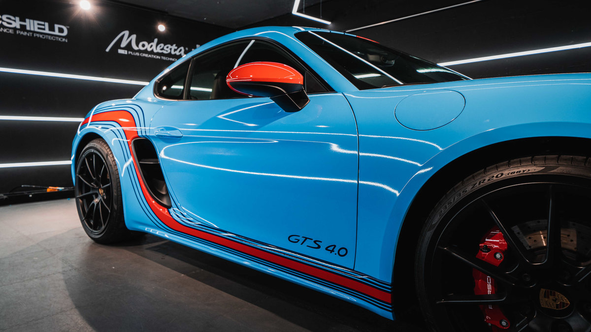 Porsche Cayman - Martini Stripes Wrap - img 3