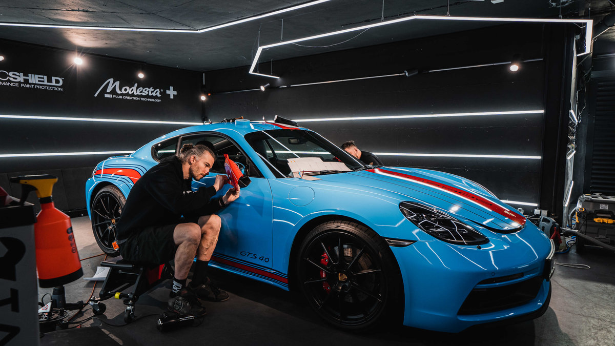 Porsche Cayman - Martini Stripes Wrap - img 11