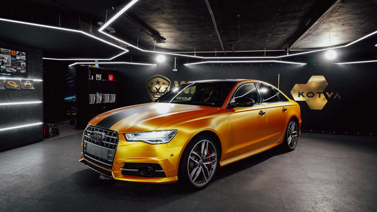 Audi S6 - Gold  & Black Wrap - img 2