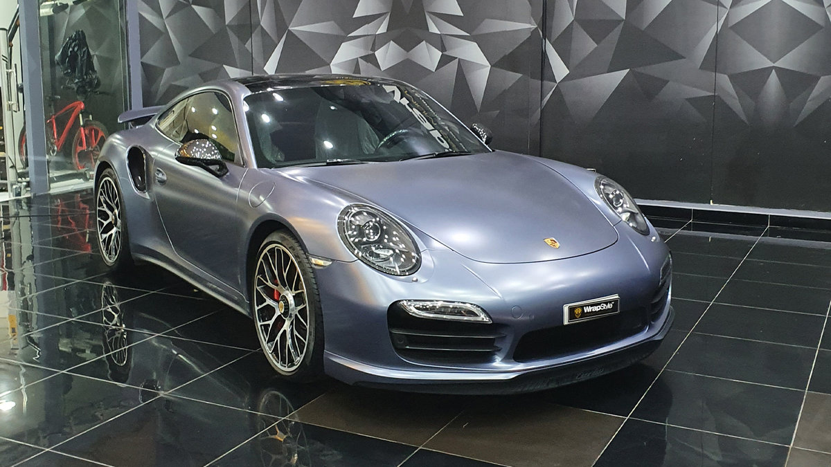 Porsche 911 - Grey Wrap - cover