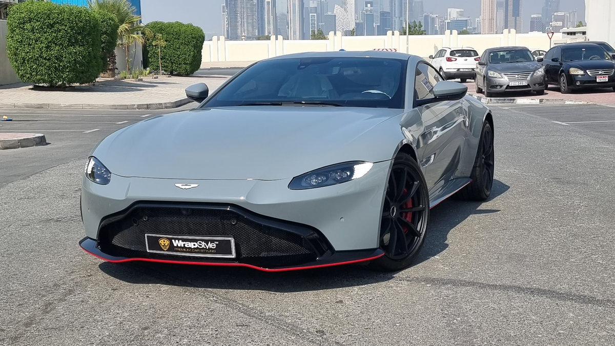 Aston Martin Vantage V12 - Grey Wrap - cover