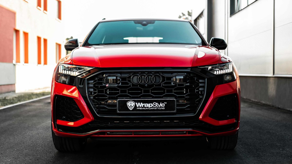 Audi RS Q8 - Blood Red Wrap - img 3