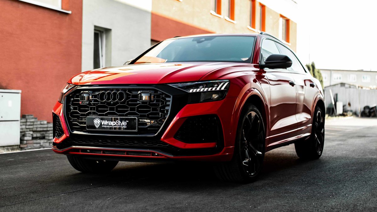 Audi RS Q8 - Blood Red Wrap - img 4