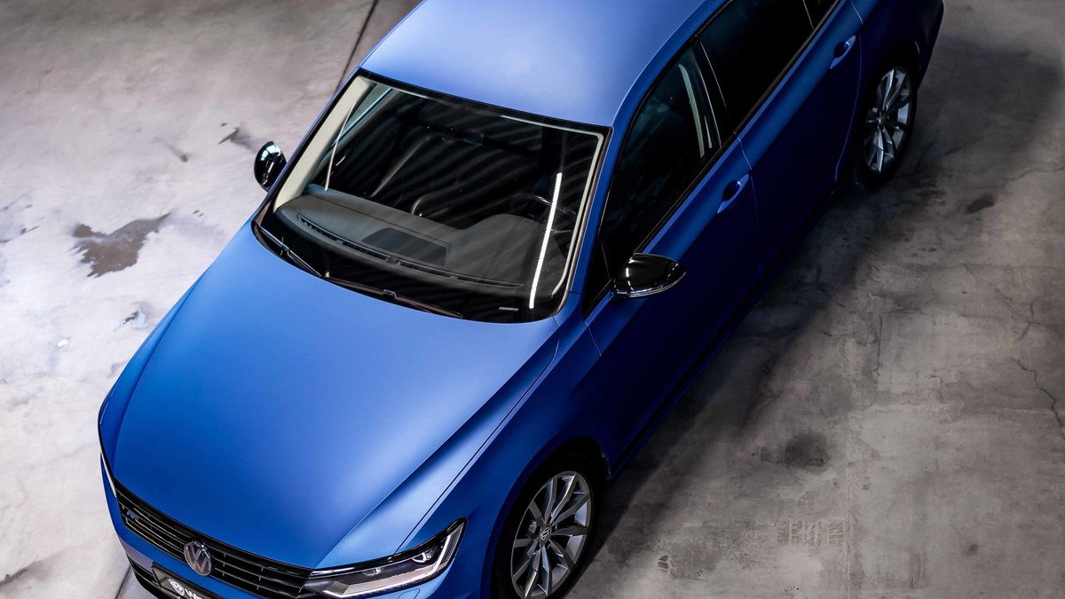 Volkswagen Passat - Night Blue Wrap - img 6