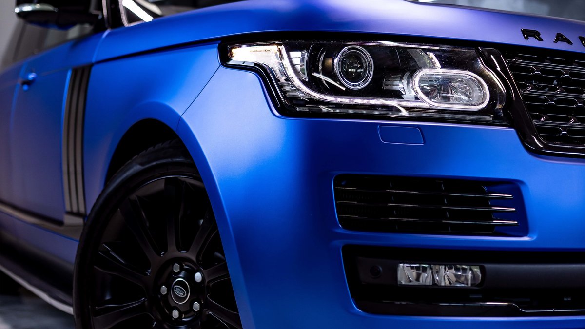 Range Rover Vogue - Blue Chrom Satin Wrap - img 1