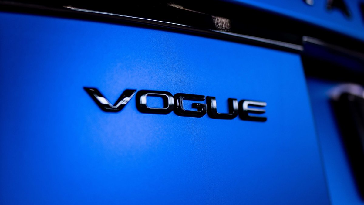 Range Rover Vogue - Blue Chrom Satin Wrap - img 10