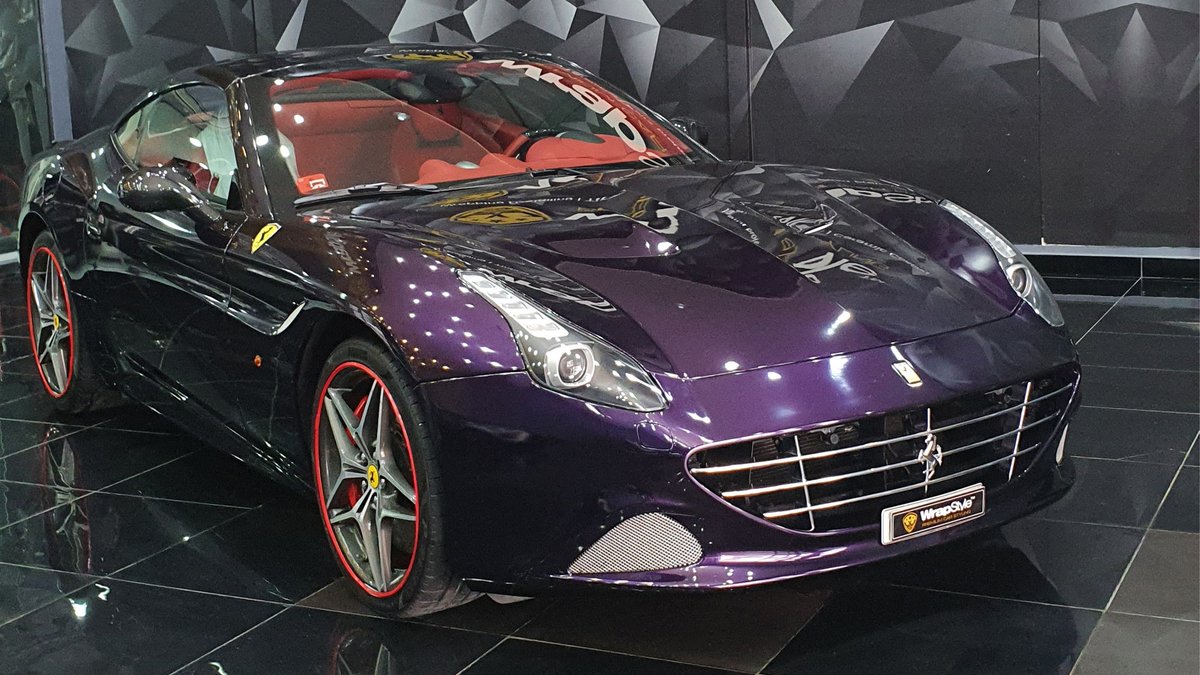 Ferrari California - Purple Wrap - cover