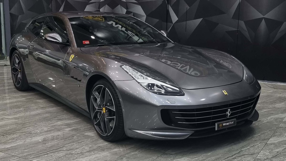 Ferrari California - Grey Wrap - img 2