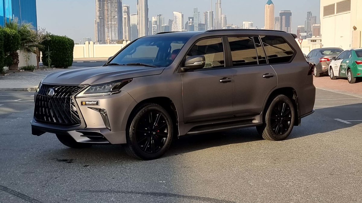 Lexus LX - Grey Wrap - img 2