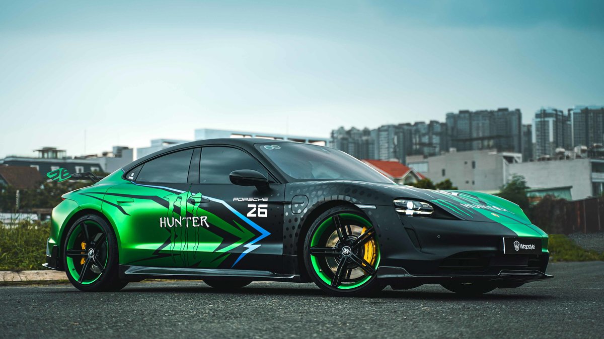 Porsche Taycan - Hunter Monster Wrap - img 8