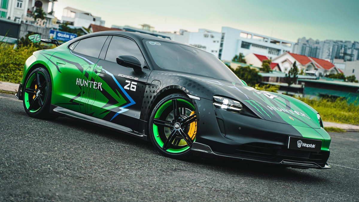 Porsche Taycan - Hunter Monster Wrap - img 9