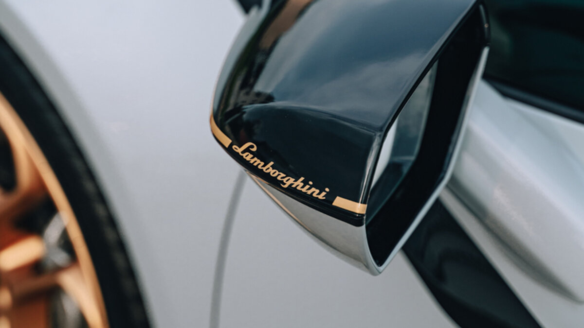 Lamborghini Huracan - Speed Silver Metallic Wrap - img 7