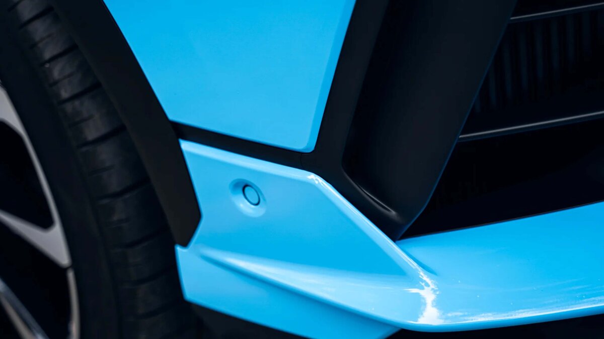 Lamborghini Urus S - Ice Blue Wrap - img 10