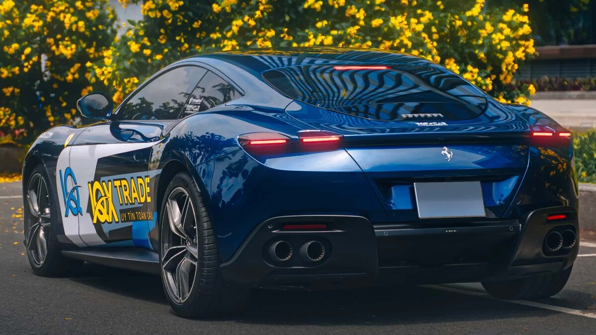 Ferrari Roma - Brand Custom Wrap - img 4