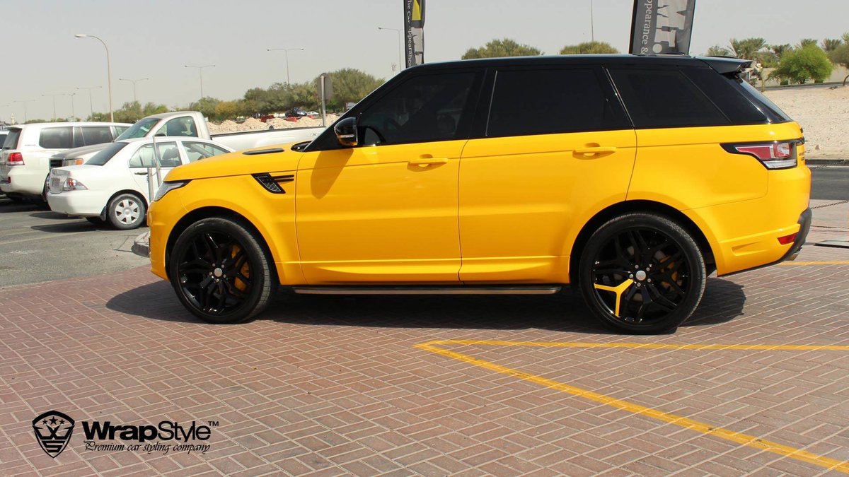 Range Rover Sport - Yellow Gloss wrap - img 2
