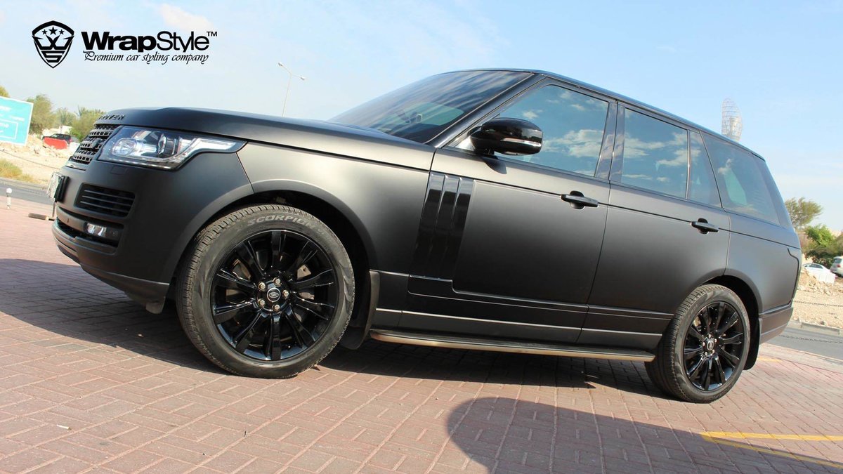 Range Rover Vogue - Black Matt wrap - img 1
