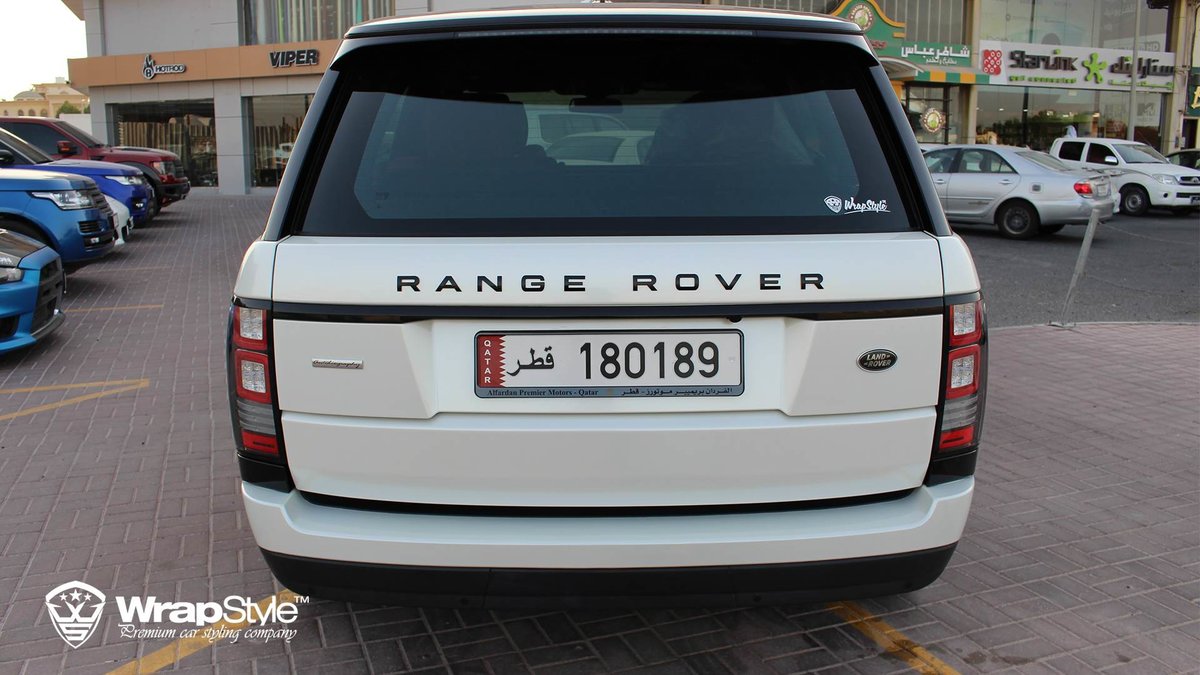 Range Rover Autobiography - White Pearl wrap - img 1