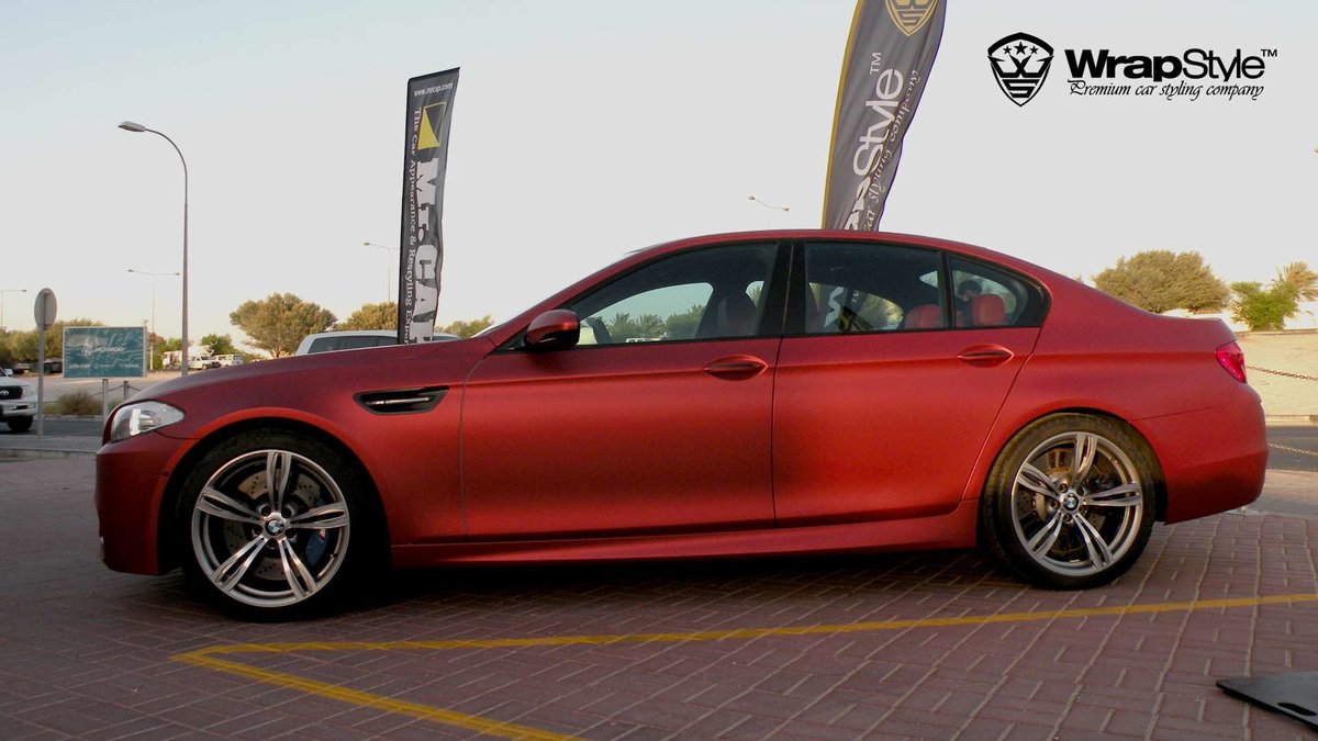 BMW M5 - Red Aluminium Satin wrap - img 5