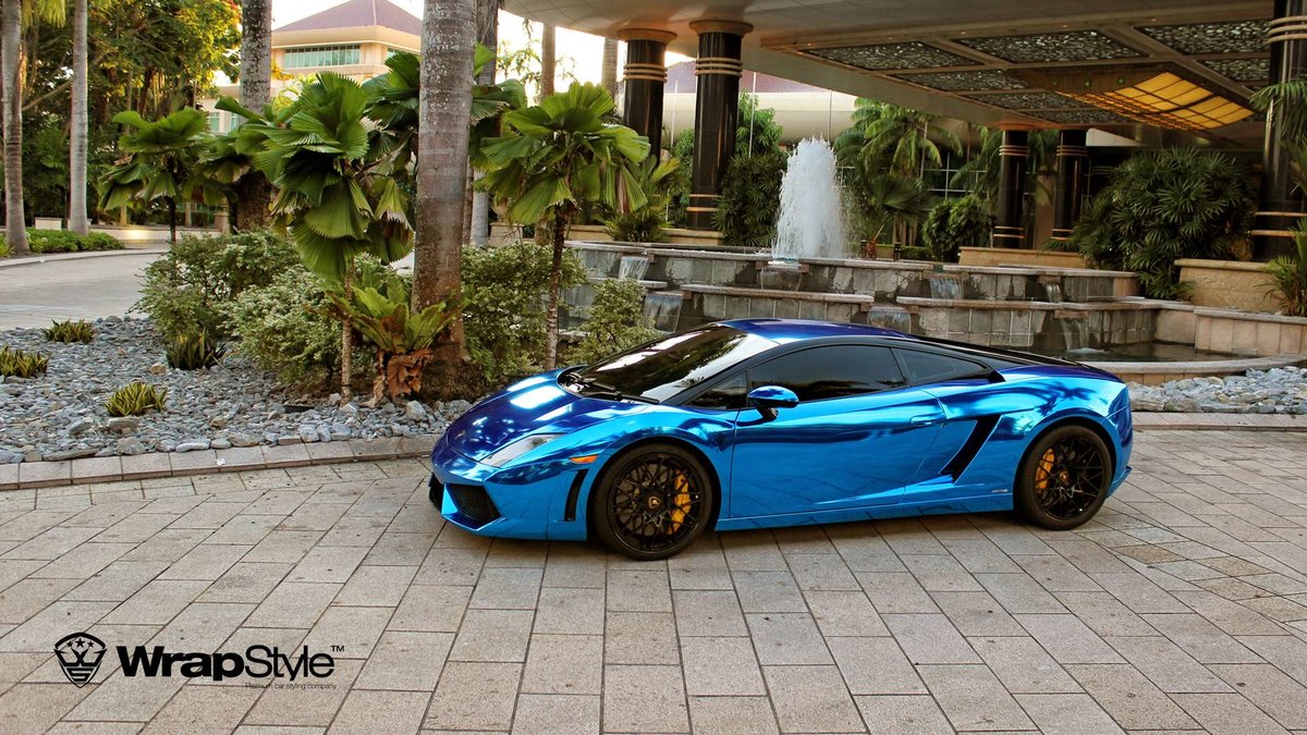 Lamborghini Aventador - Blue Chrome wrap - img 7