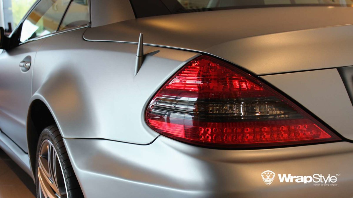 Mercedes SL - Frozen Gray Satin wrap - img 2