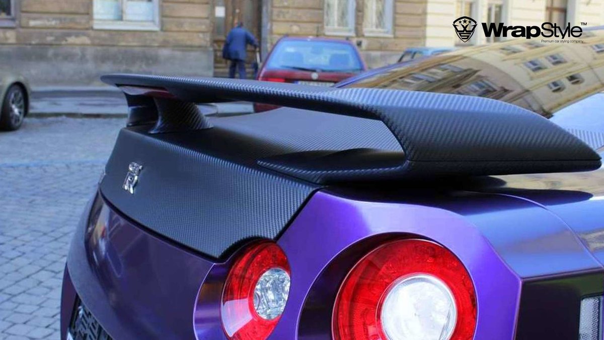 Nissan GTR - Black Violet wrap - img 3