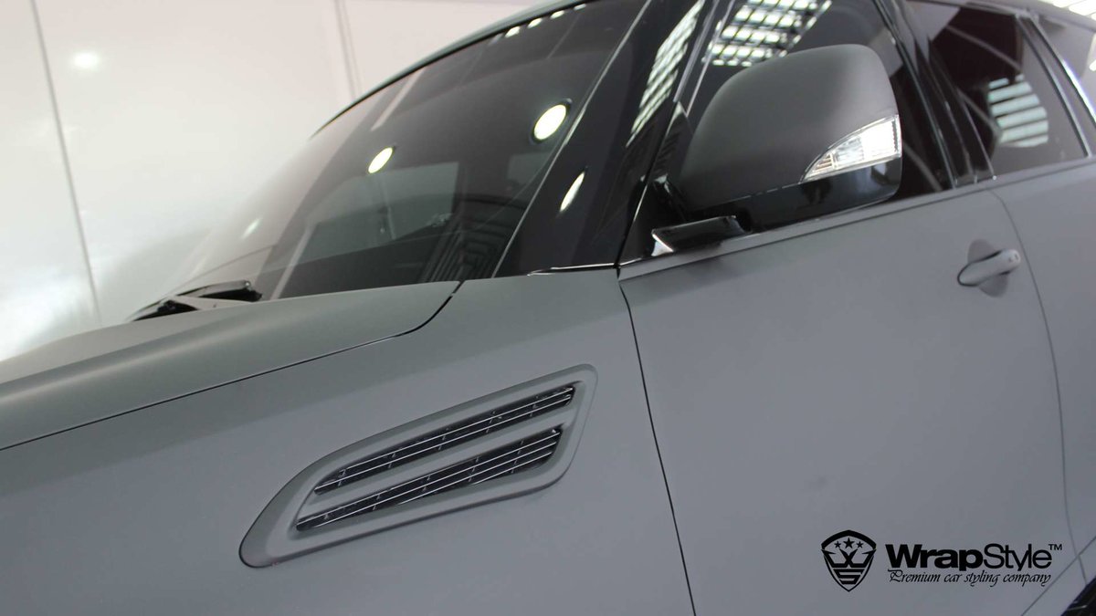 Nissan Patrol - Super Black Matt wrap - img 4