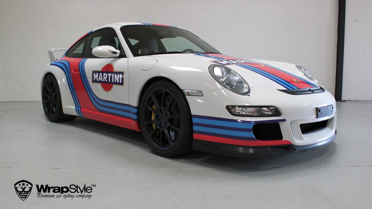 Porsche 911 - Martini design - img 2