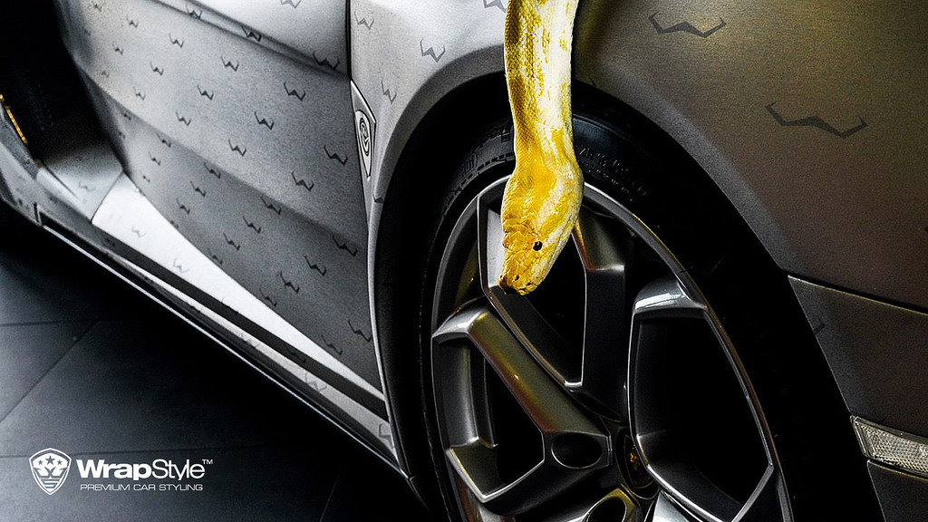 Lamborghini - Brushed Titanium wrap - img 3