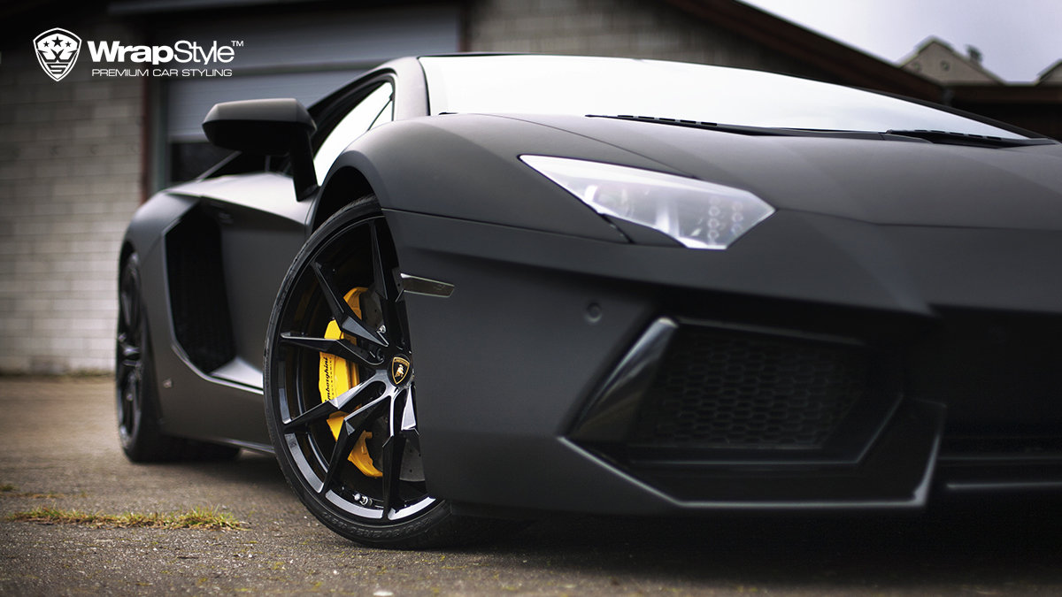Lamborghini Avenatdor - Black Matt wrap - img 5
