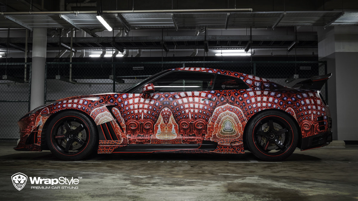 Nissan GTR - Psychedelic design - img 2