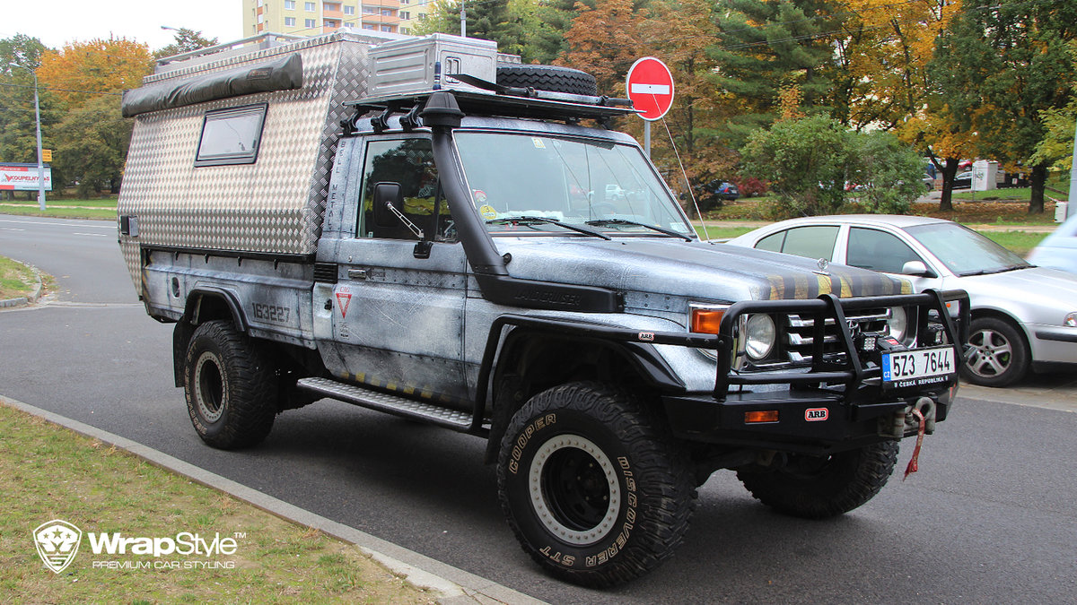 Toyota Land Cruiser - Rusty Metal design - img 2