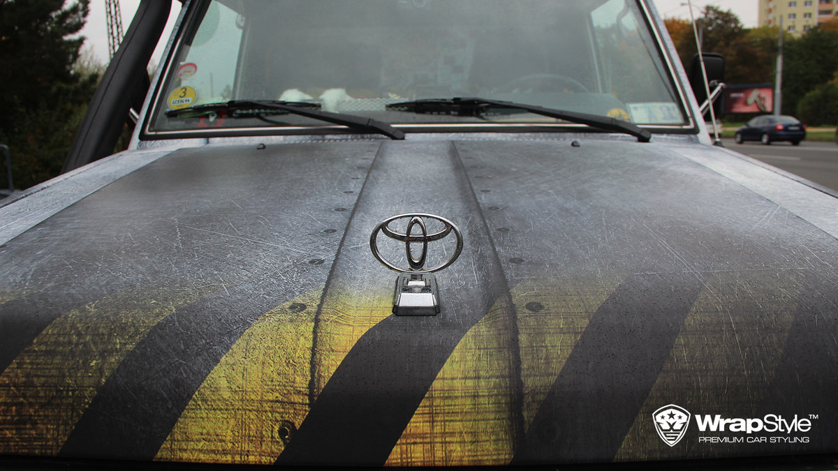 Toyota Land Cruiser - Rusty Metal design - img 1